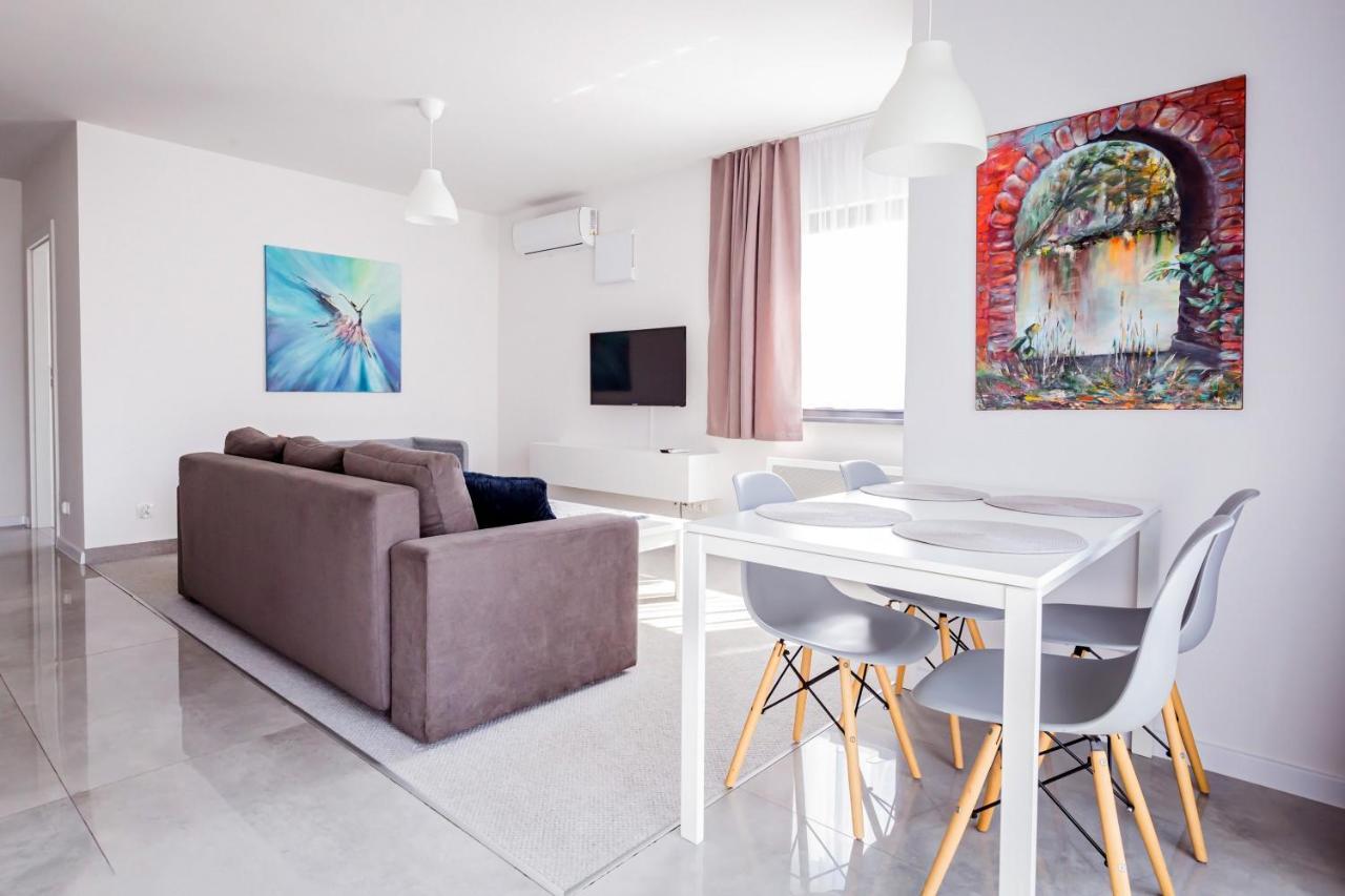 Awo Apartamenty 莱鲍 外观 照片