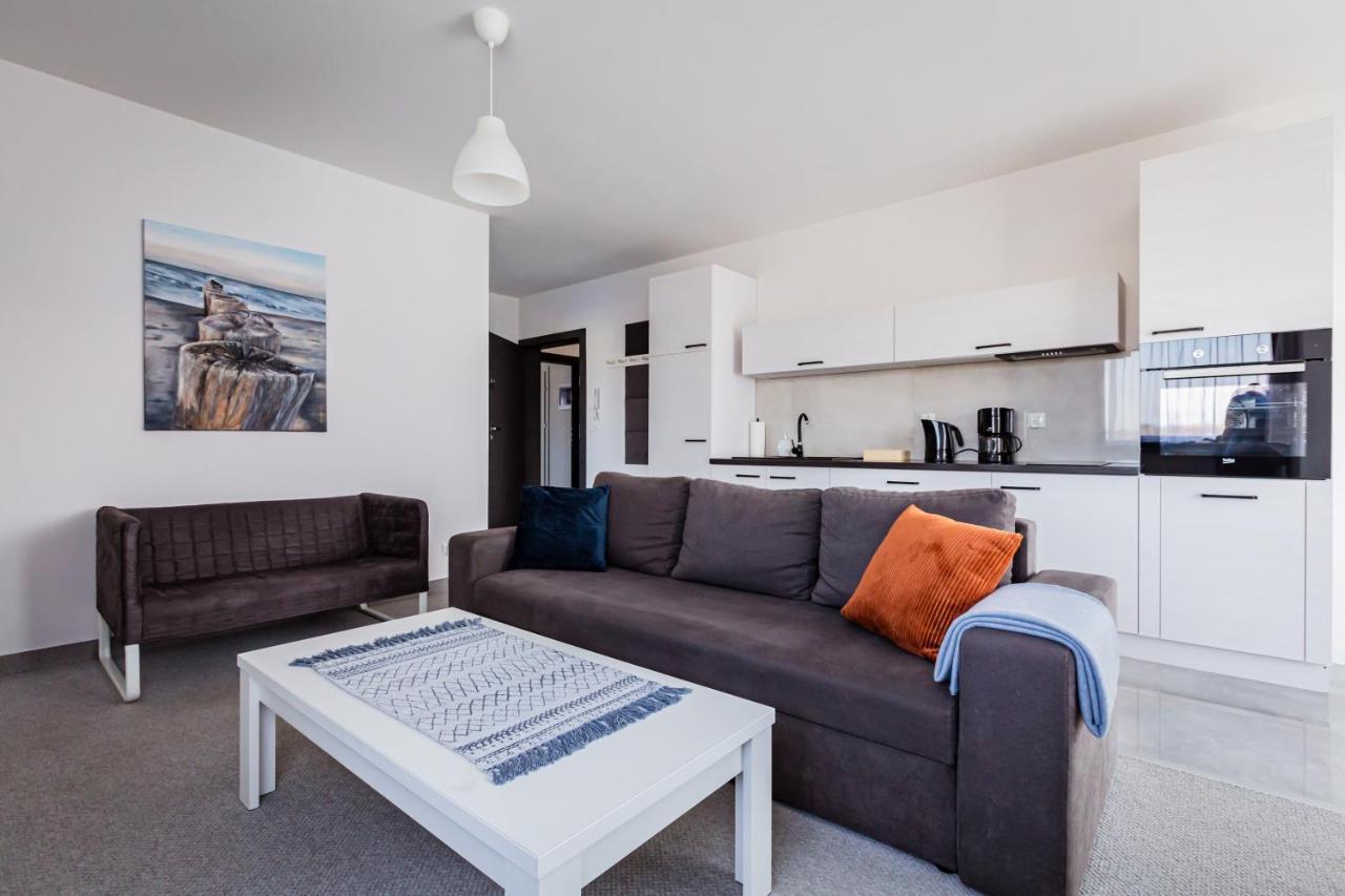 Awo Apartamenty 莱鲍 外观 照片