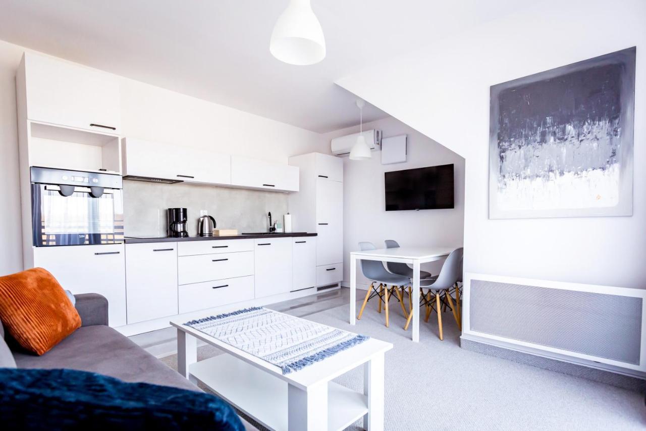 Awo Apartamenty 莱鲍 外观 照片